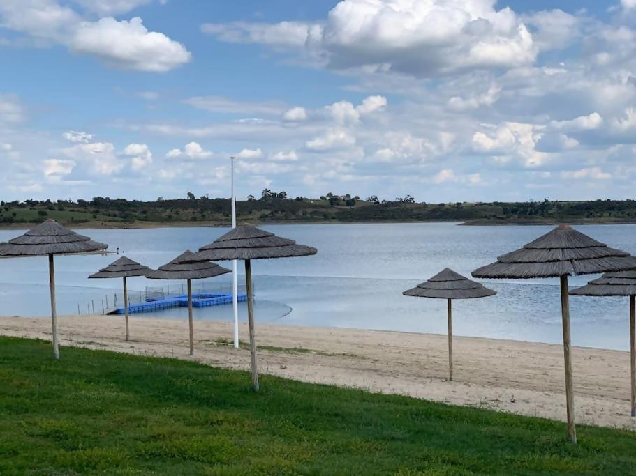 Casa Dos Avos No Grande Lago Granja  エクステリア 写真