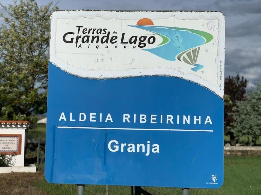 Casa Dos Avos No Grande Lago Granja  エクステリア 写真